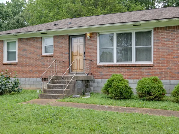 323 Foxglove Dr, Nashville, TN 37211