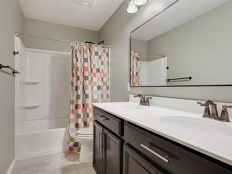 7013 Armagh Dr — Photo 31