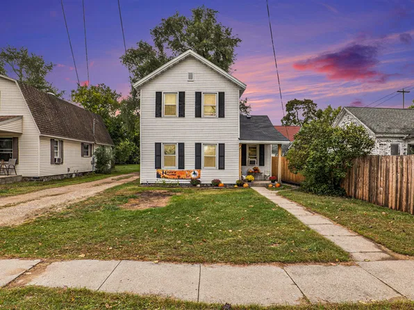 302 W Charles St, Greenville, MI 48838