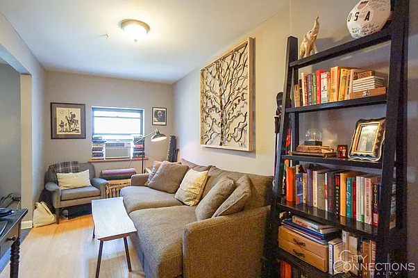 Rented by City Connections Realty | media 21