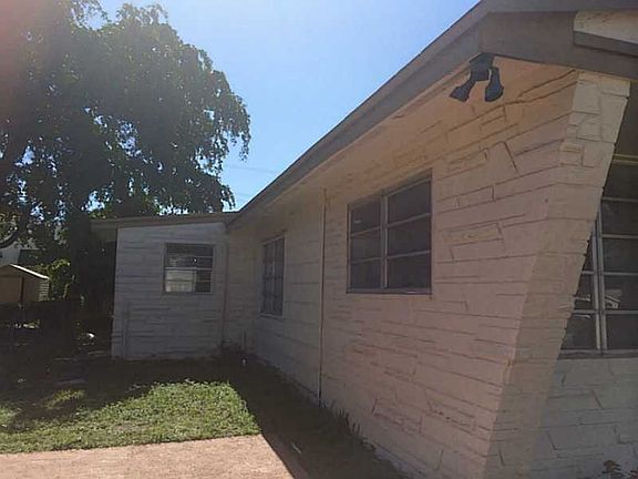 2nd image of 713 NW 1st St