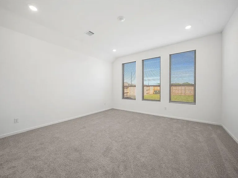 2515 Olivine Stone Dr — Photo 12