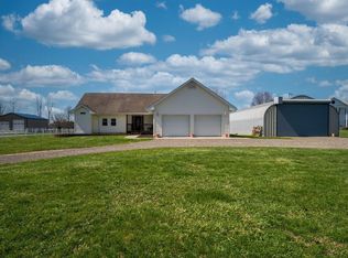 1687 Lake Dr, Heath, OH 43056
