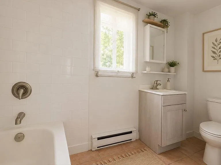 220 Gordon St #9 — Photo 2