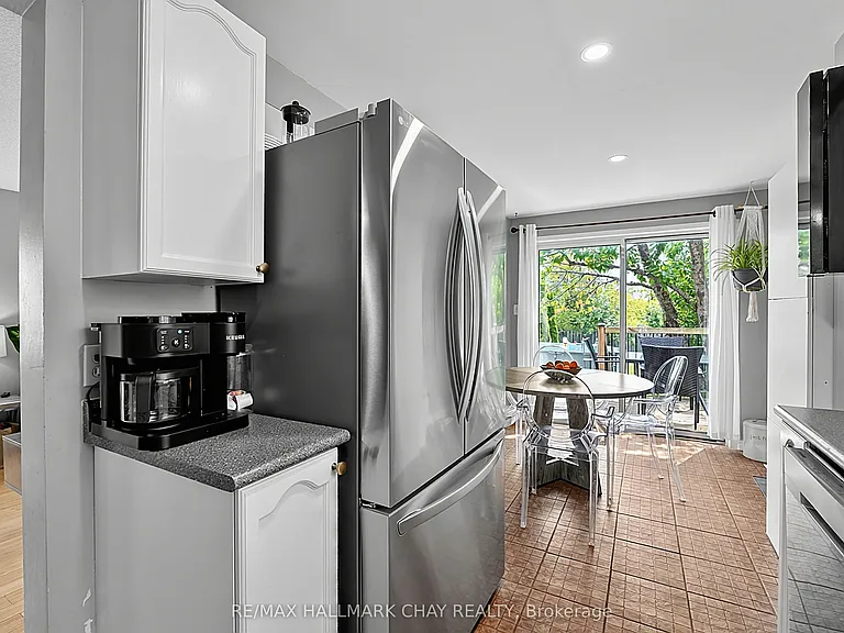 109 Wessenger Dr — Photo 12