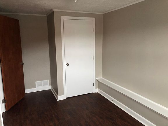 2nd image of 309 Pike St APT 1