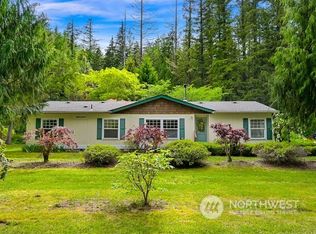 8759 Kendall Rd, Maple Falls, WA 98266