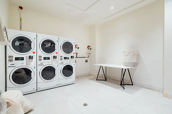 Rented by Nooklyn NYC LLC | media 63