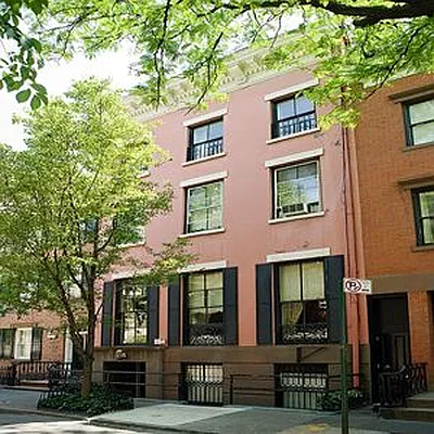 Rented by Douglas Elliman | media 21