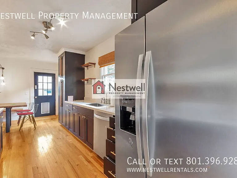 1062 E Roosevelt Ave — Photo 2