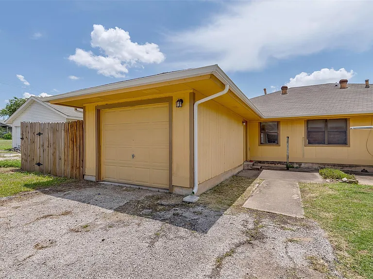 9604 Night Star Dr #B — Photo 18