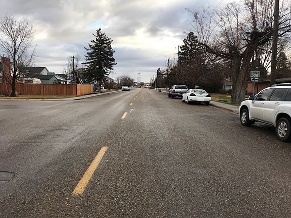 5th image of 133 Davis Ave