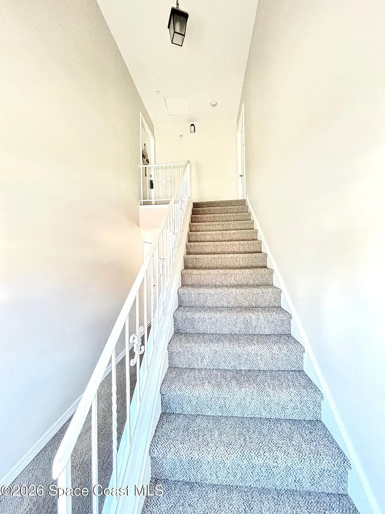 1 bed, 705 sqft, $1,400 — Photo 2