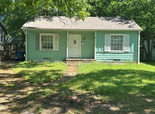 513 W Bullock St, Denison, TX 75020