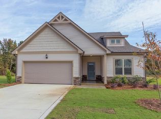 130 Skyway Dr, Clayton, NC 27527