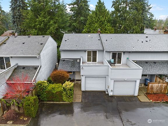 2nd image of 5525 Bridgeport Way W #A
