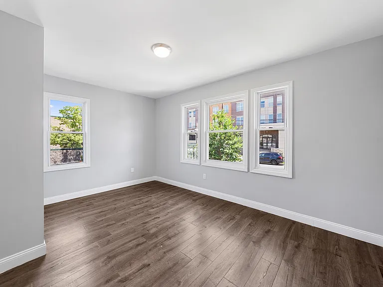 714 Pennsylvania Ave #3 — Photo 3