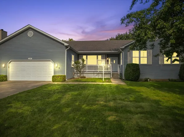 341 Old Darby Ln, Winthrop Harbor, IL 60096