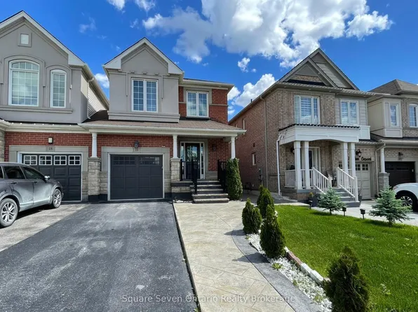 16 Napoleon Cres, Brampton, ON L6P 3K5