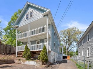 71 Pine St, Meriden, CT 06451