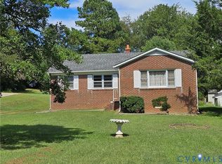 147 Chase St, Bowling Green, VA 22427