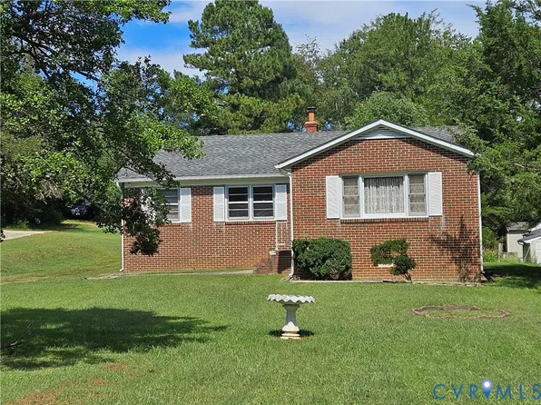 147 Chase St, Bowling Green, VA 22427