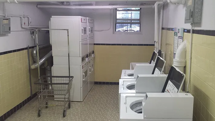 Rented by D S J Realty LLC | media 27