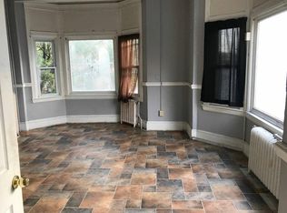 90 3rd St APT 2, Troy, NY 12180