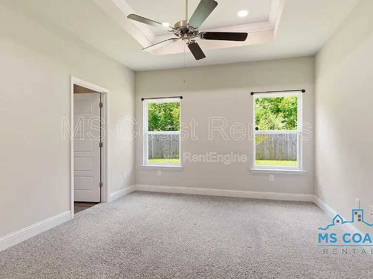 5723 Overland Dr — Photo 15