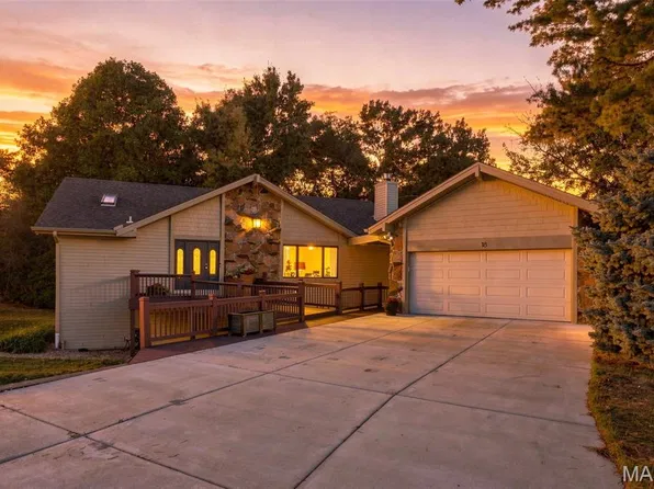 18 Clermont Ct, Lake Saint Louis, MO 63367