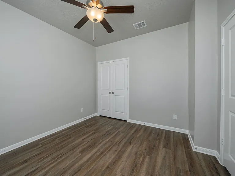 2047 Vintage Farms Way #1 — Photo 33