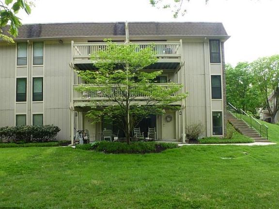 Condo Apartment: Ground Floor