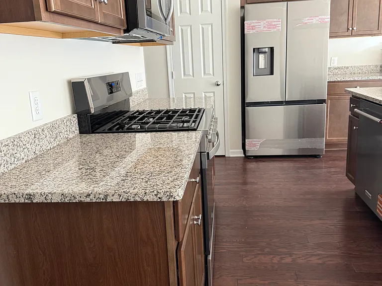 302 Milton Stamp Dr — Photo 41