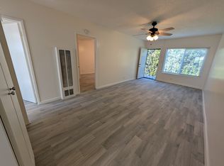 11752 Coldbrook Ave APT C, Downey, CA 90241