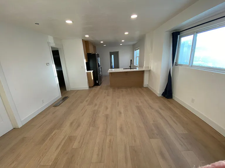1627 S Blair St — Photo 13