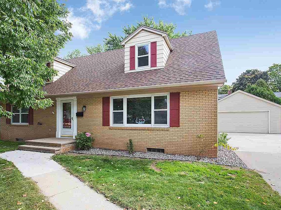 2100 N Linwood Avenue