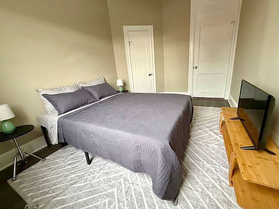 5th image of 61 Rhode Island Ave NE APT 32