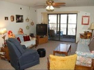 11111 S Kean Ave APT 203, Palos Hills, IL 60465