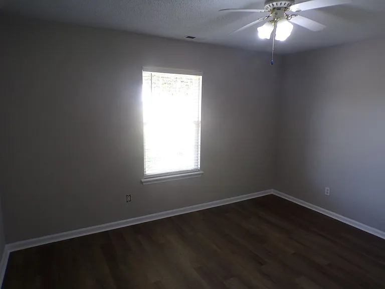 1019 Furia Dr — Photo 23