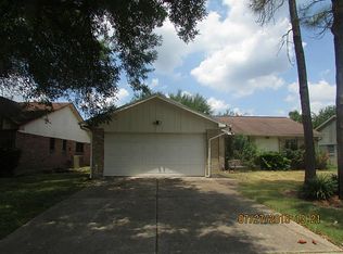 3722 Royal Manor Dr, Houston, TX 77082