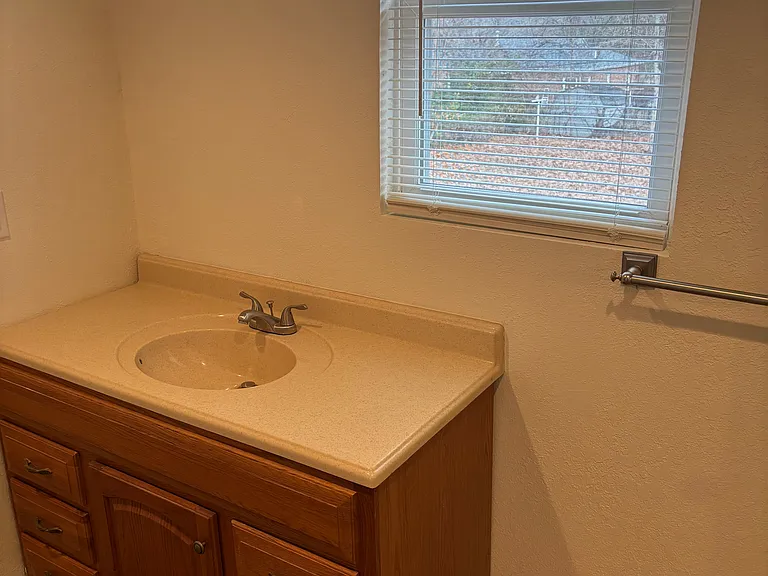 802 Bray Ave — Photo 15