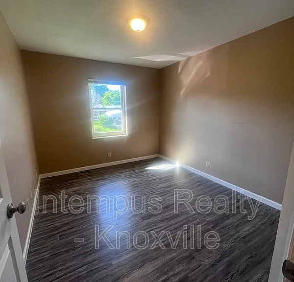 405 Iroquois Ln #1 — Photo 13