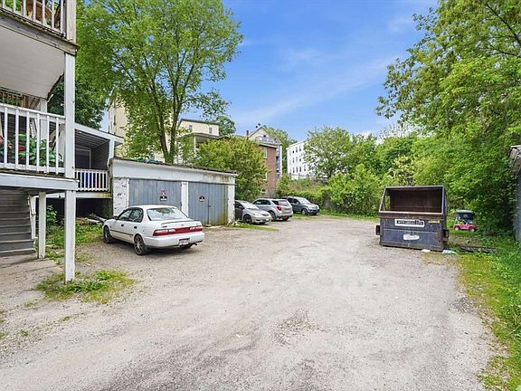 2nd image of 88 Cross St