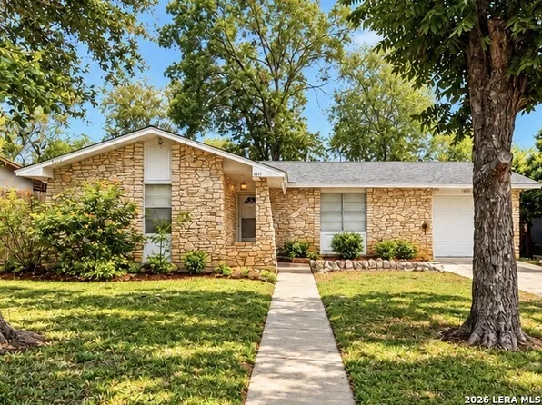 4815 CASA MANANA ST, San Antonio, TX 78233