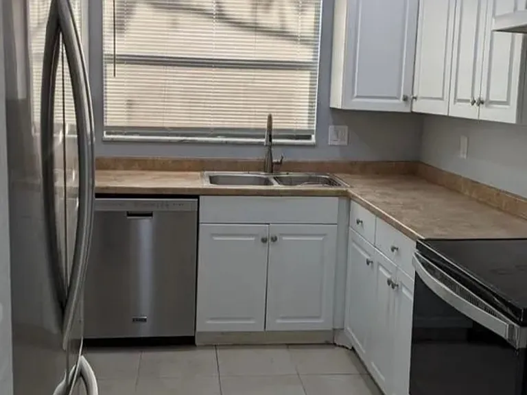 1350-1350 White Pine Dr — Photo 6