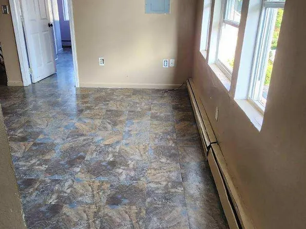 671 Garden St #3, Hartford, CT 06112