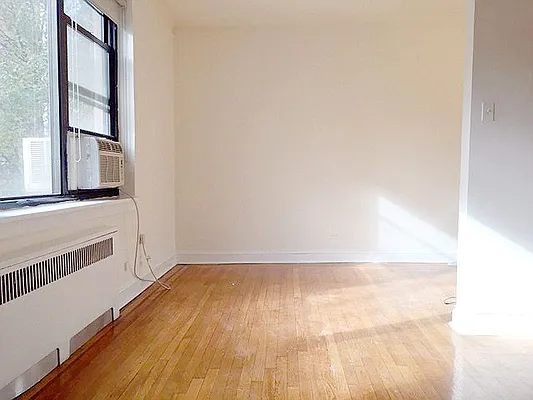 Rented by AJ Clarke | media 30