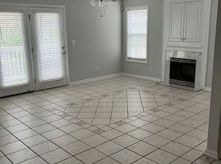 909H Litchfield Way, Wilmington, NC 28405