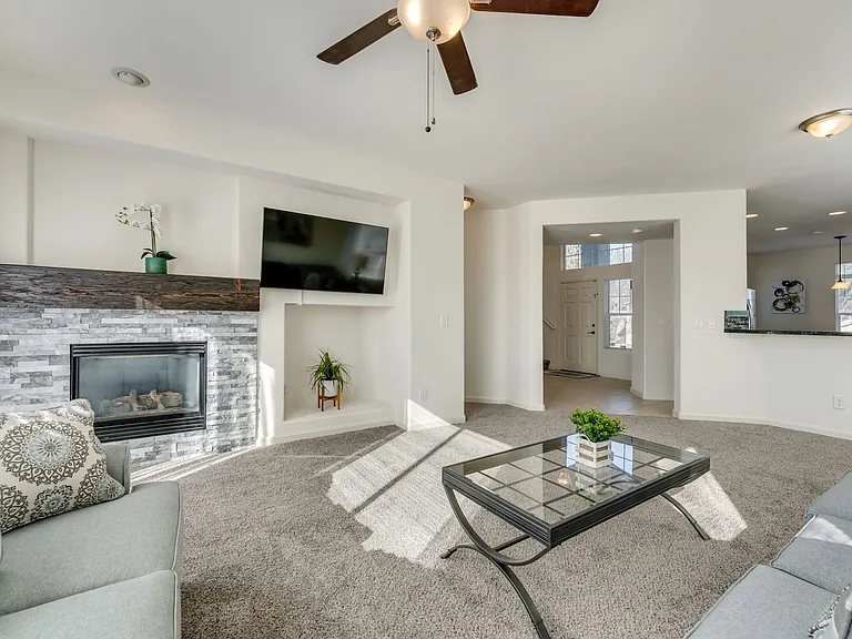 1668 Rocky Cove Ln — Photo 1