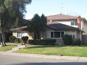 1st image of 809 Carro Dr
